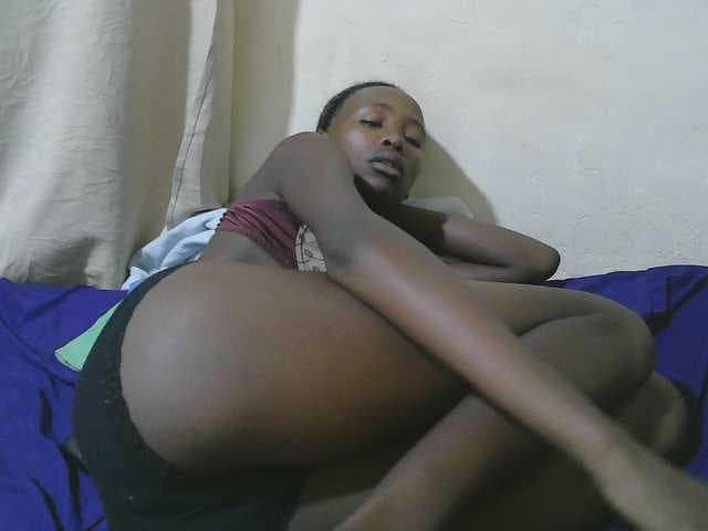 queen-slender live cam