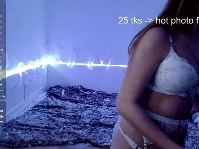 RosemaryTrundle live cam on BongaCams