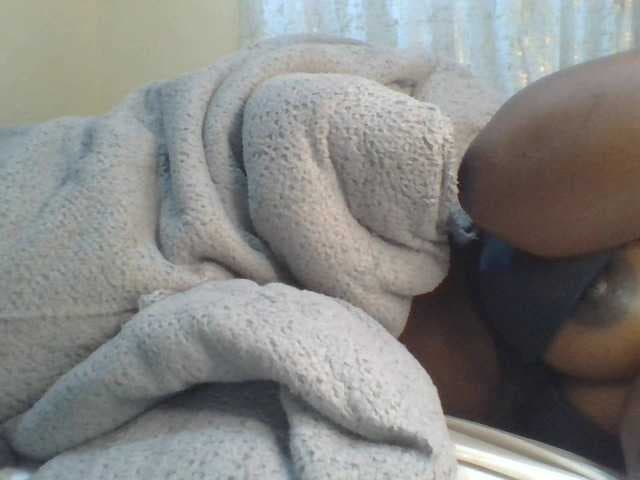 Shantell live cam
