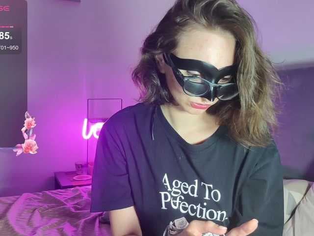 CrazyPrincess live cam