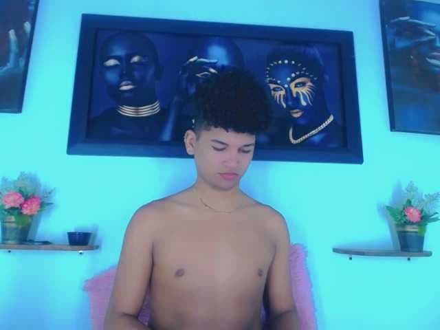 Sebastian-D live cam