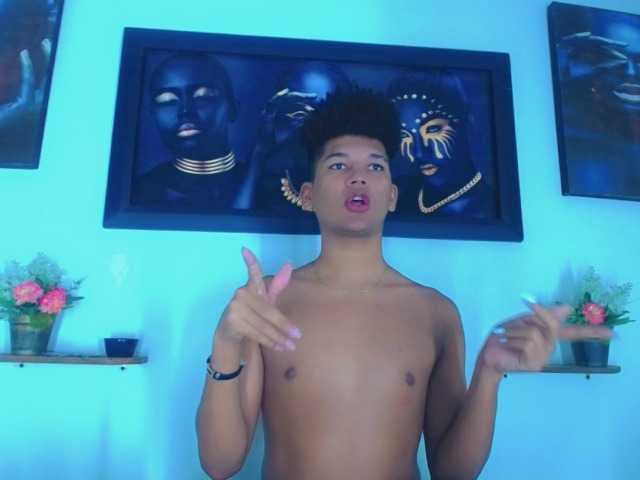 Sebastian-D live cam