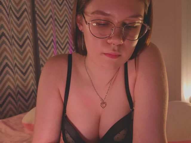 Female-Jesus live cam