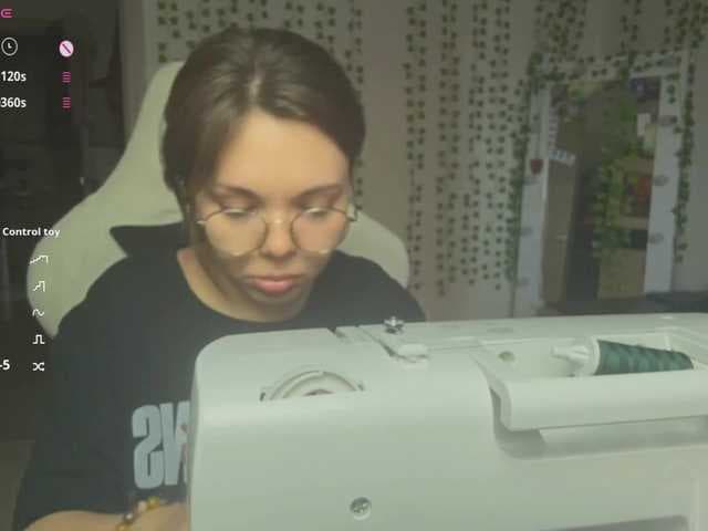 AnnaSebastian live cam