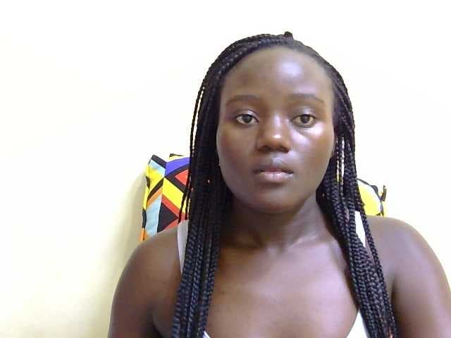 Riccara live cam