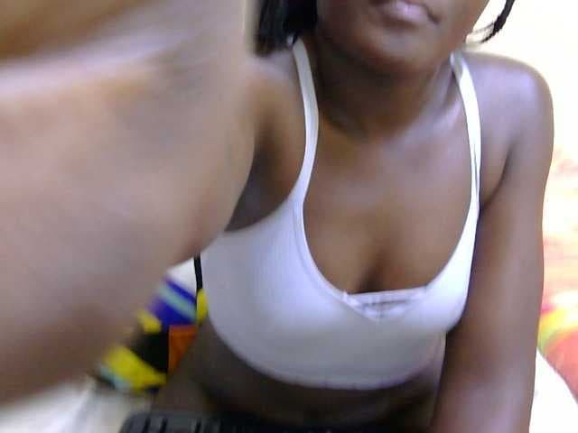 Riccara live cam