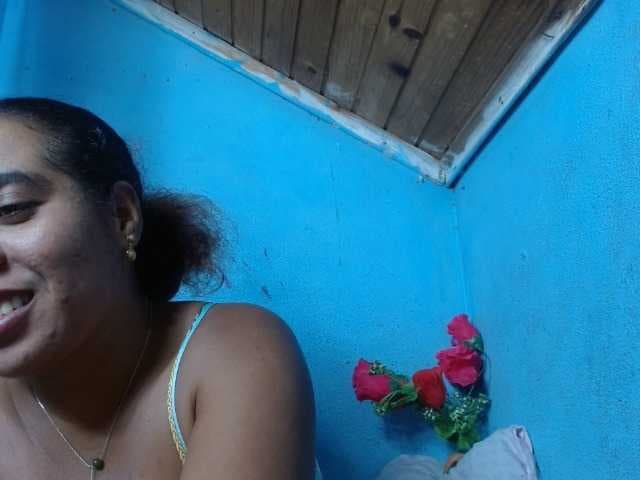 Ornela1 live cam
