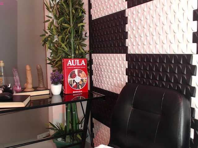 AlinaMorris live cam