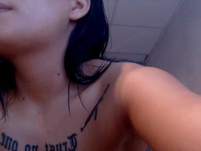 Madiysony live cam