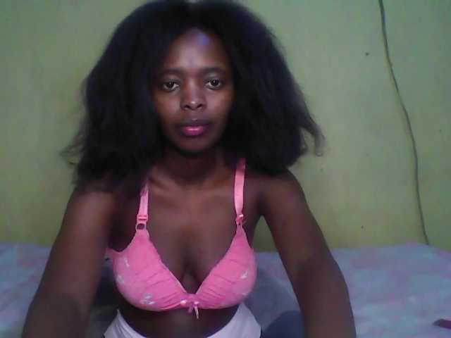 MissAnnaXO1 live cam on BongaCams