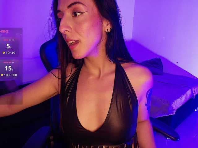 NicolWhitee live cam