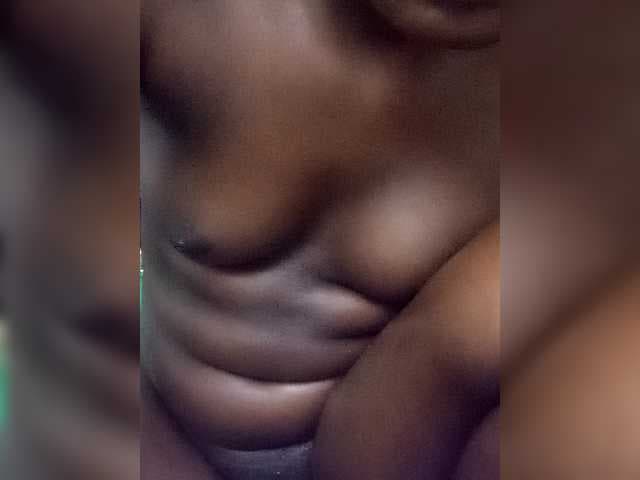 Innocent-Slut live cam on BongaCams