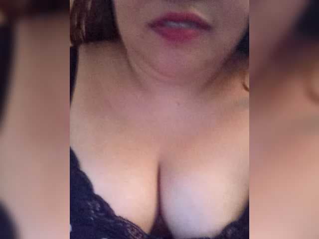 Chemaihot96 live cam on BongaCams
