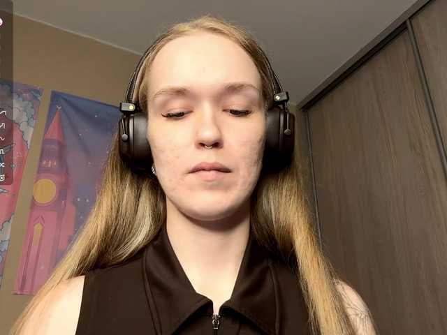 JeaneMckaskle live cam