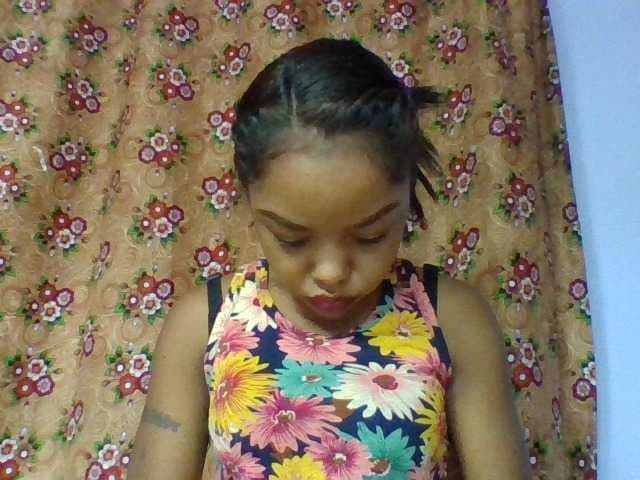 Elysa7 live cam