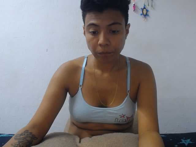 Katiuska_32 live cam