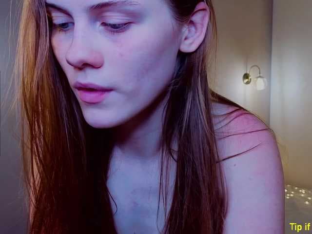 CrystalDiva live cam