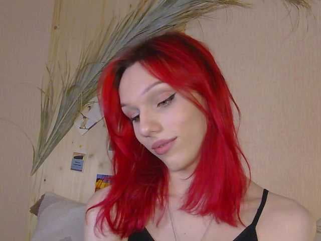 KiranaHayes live cam