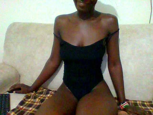 Bella-22 live cam