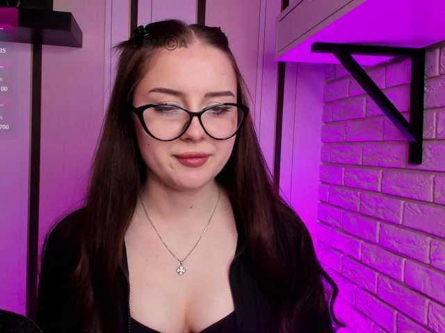 MeowLuna live cam on BongaCams