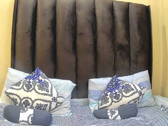 Your-Milly168 live cam
