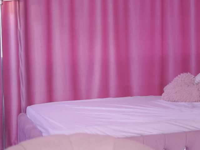 AnnSoleil live cam