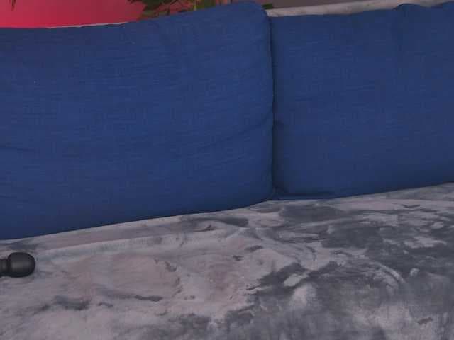 Ninna-Velvet live cam