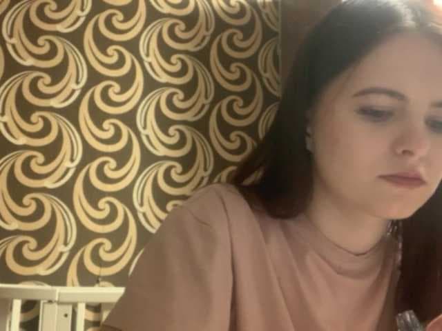 GayeHinaman live cam