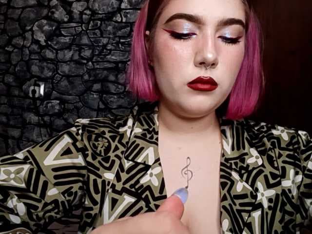 ShanikaSaid live cam on BongaCams