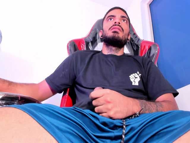 HairyJordan live cam