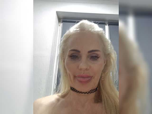 Mazalane live cam
