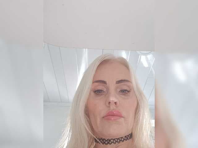 Mazalane live cam