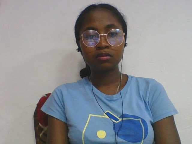 Marinah1a live cam