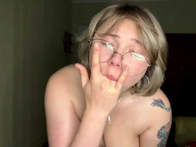 peachpuff live cam