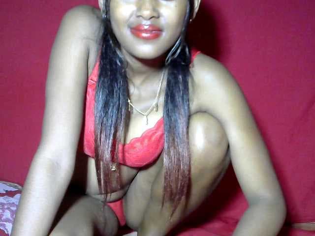 AMICKA live cam