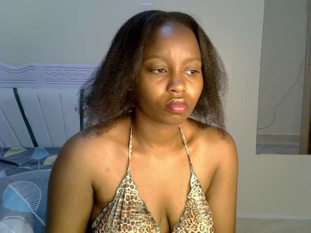 Queenberries live cam