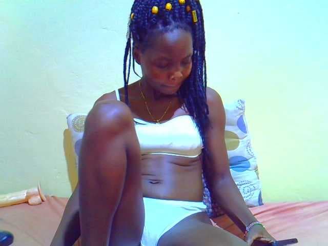 Naughtyher live cam on BongaCams