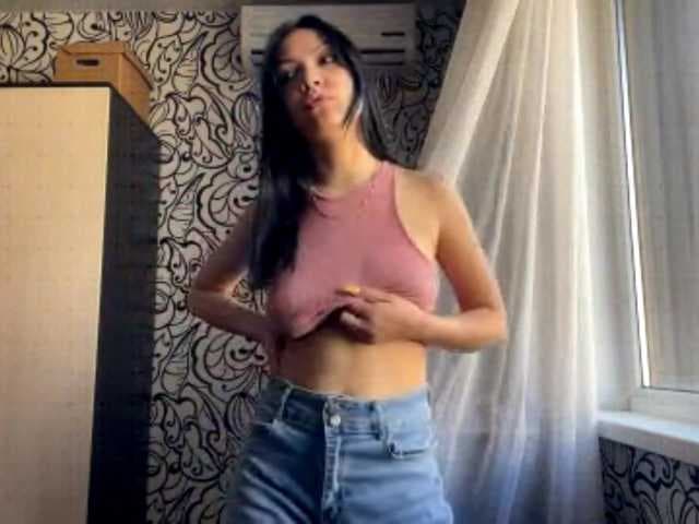 EmeritaFroehner live cam