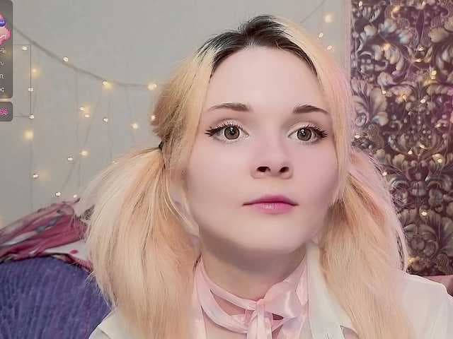 DoubleBubble live cam on BongaCams