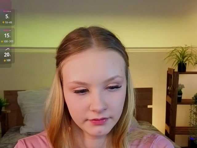 StaceyyJones live cam