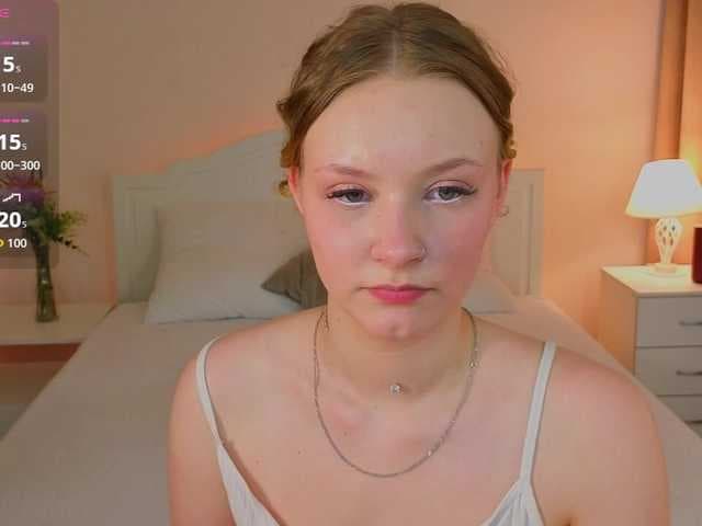 StaceyyJones live cam
