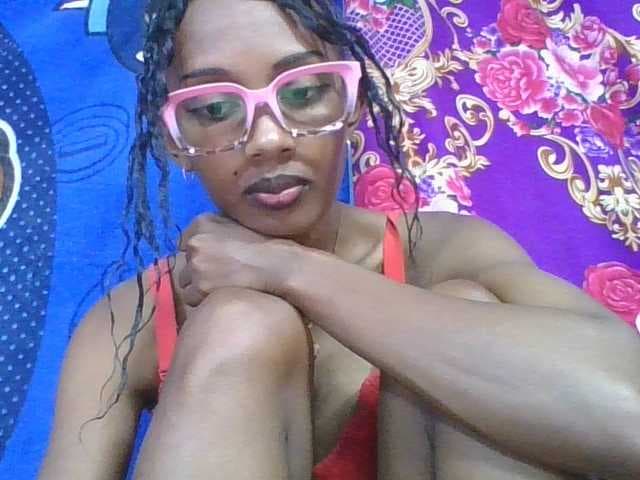 ninie1a live cam