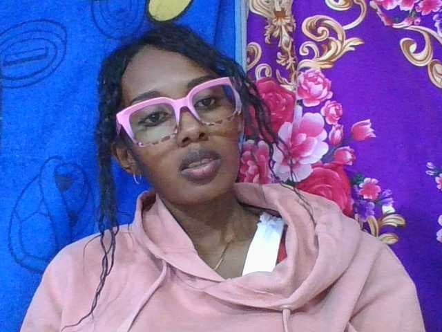 ninie1a live cam
