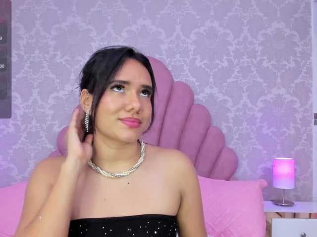 SaraFoster live cam on BongaCams