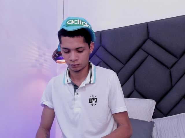 Axel-marcux live cam on BongaCams