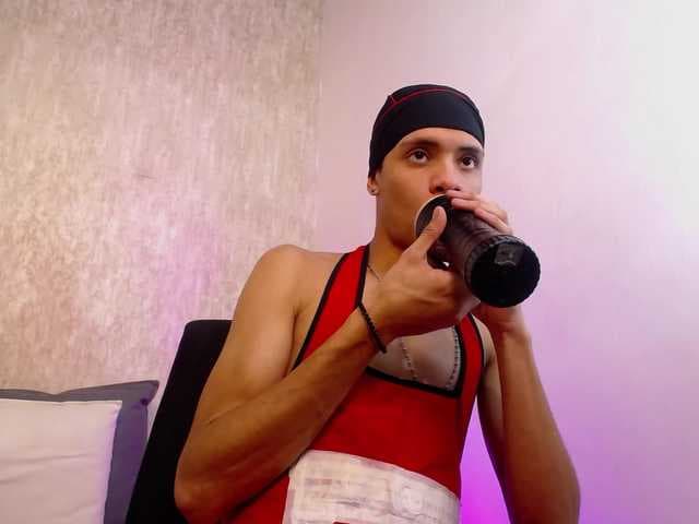 Axel-marcux live cam