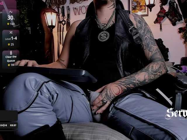 MasterAllanHurts live cam