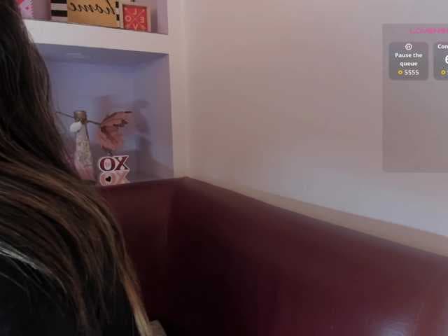 EmmaSanchez1 live cam
