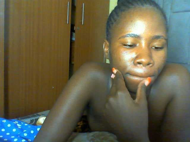Cuteebony16 live cam