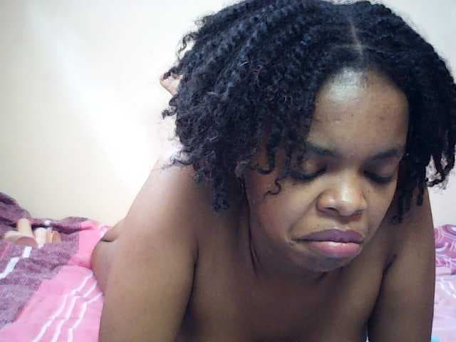 BustyDebbie live cam